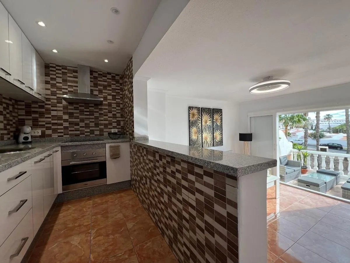 Oasis San Eugenio By Altamar Homes Costa Adeje  Apartman